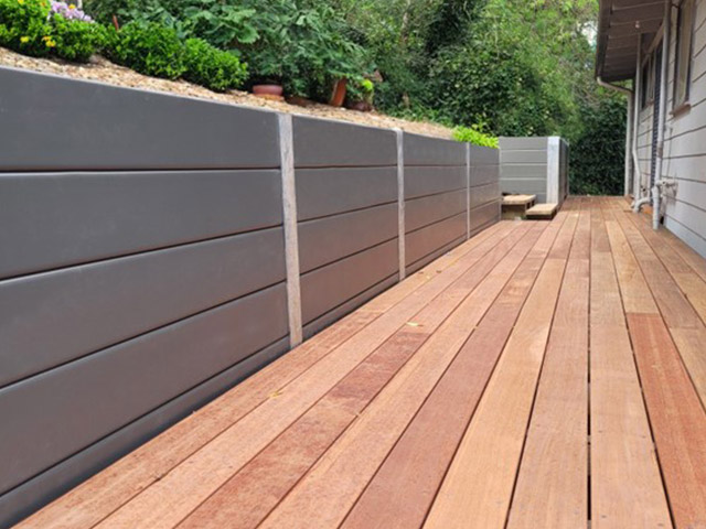 Steel-Sleeper-Retaining-Walls